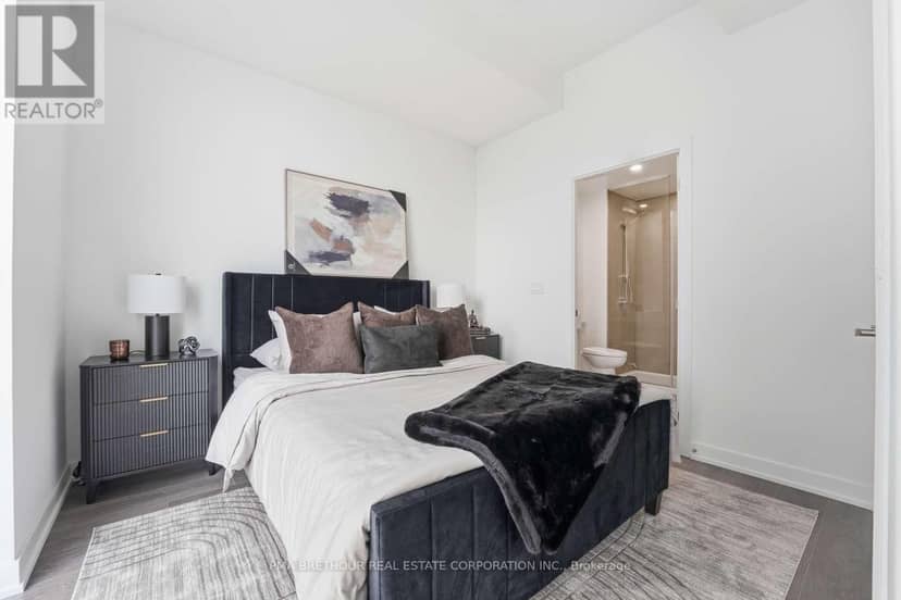 2604 - 370 Martha Street — photo 13 of 29