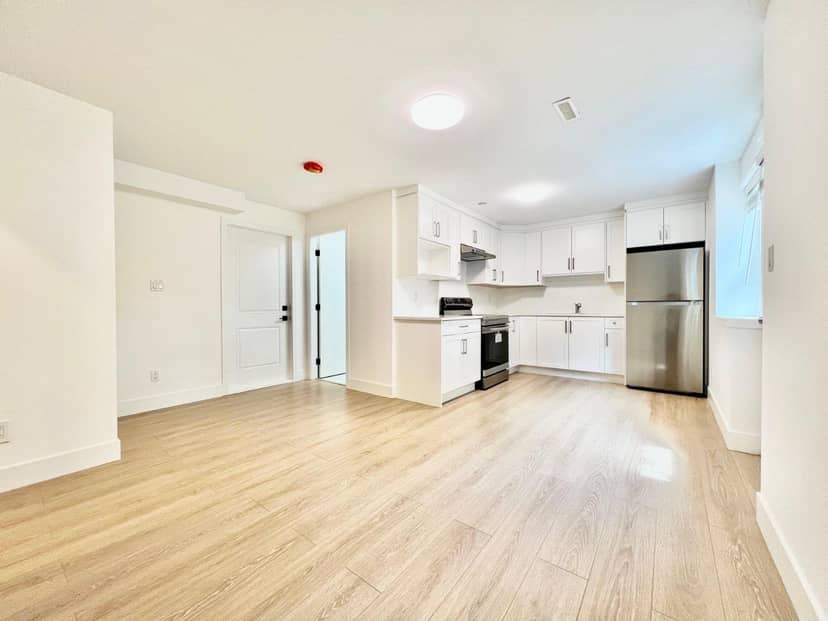 Listing 30021053, 