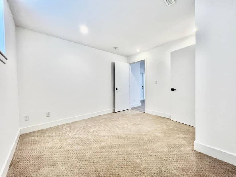 Listing 30021053, , photo 5