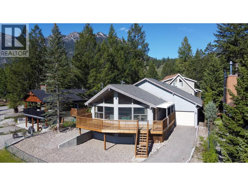 7326 GLACIER Drive, Radium Hot Springs, photo 2
