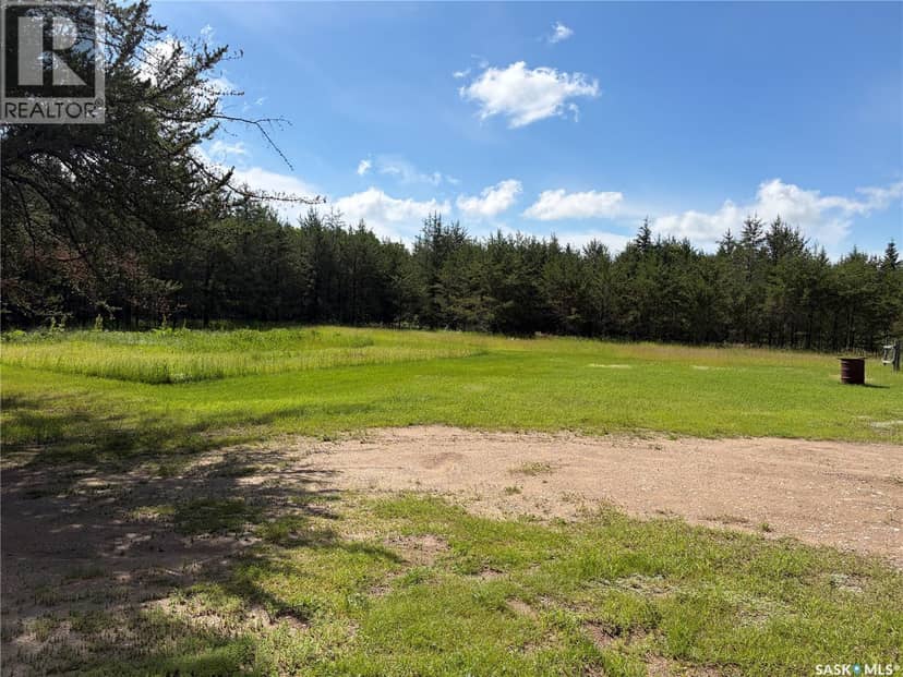 Neufeld acreage, Big River Rm No. 555, photo 7