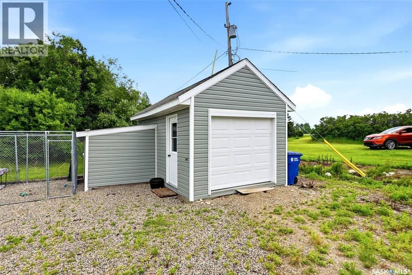 335 Beta Street, Mclean, photo 2