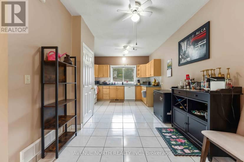 6803 Barsona Place — photo 9 of 40