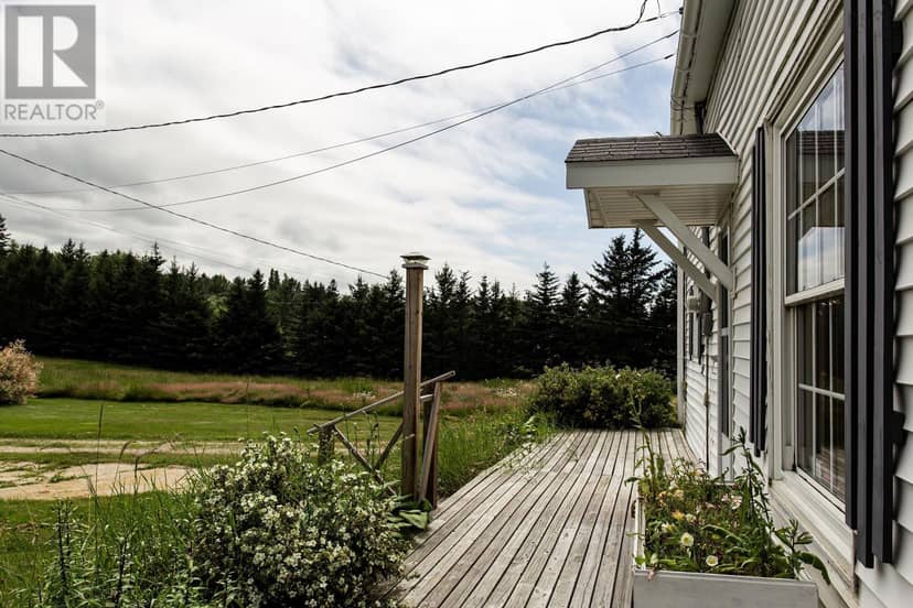 8239 Shore Road W, Hampton, photo 7
