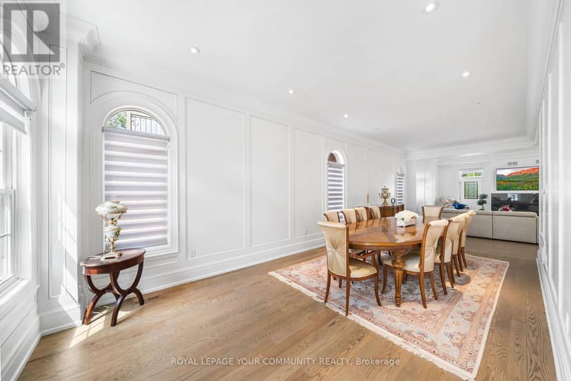 42 Oatlands Crescent — photo 12 of 40