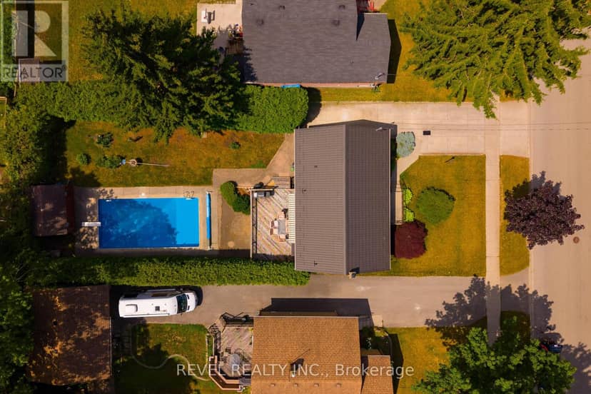1627 Mardell Street — photo 17 of 40