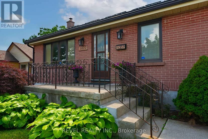 1627 Mardell Street — photo 3 of 40