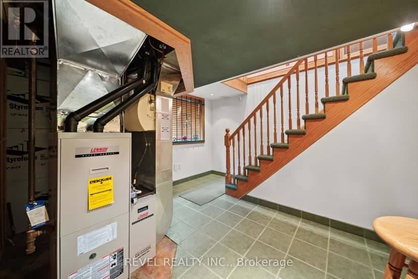 1627 Mardell Street — photo 36 of 40