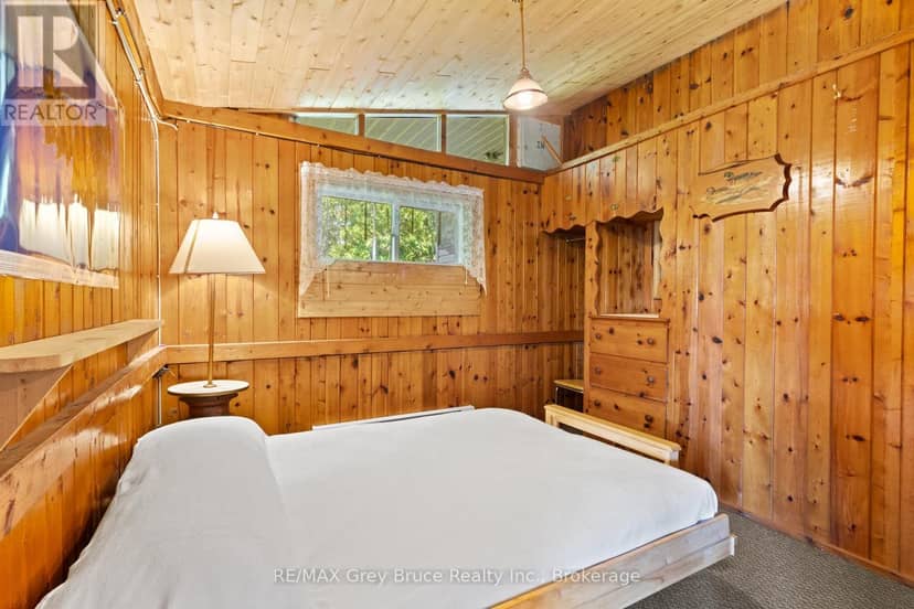 626 Warner Bay Road — photo 15 of 40