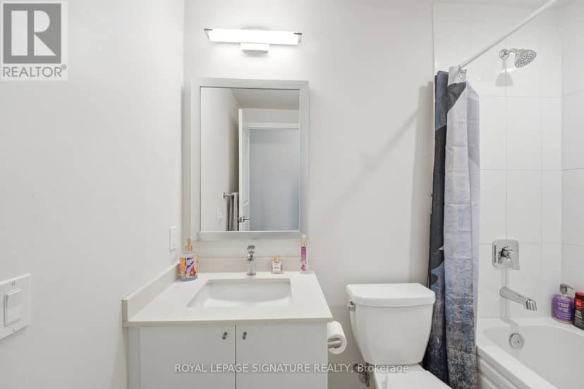 212 - 65 Watergarden Drive — photo 21 of 25