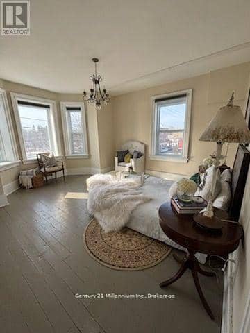 117 Durham Street S — photo 12 of 22