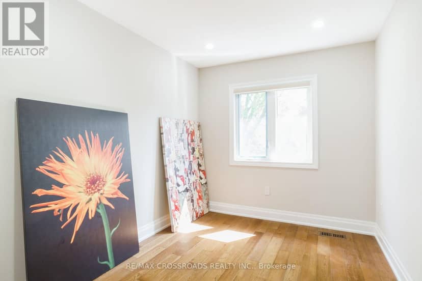 50 Widdifield Avenue — photo 16 of 23