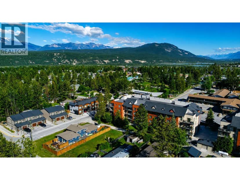 4874 Stanley Street Unit# 2208, Radium Hot Springs, photo 2