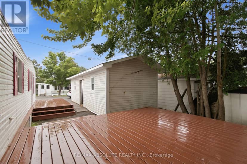 49 - 3535 St. Joseph Boulevard — photo 19 of 21