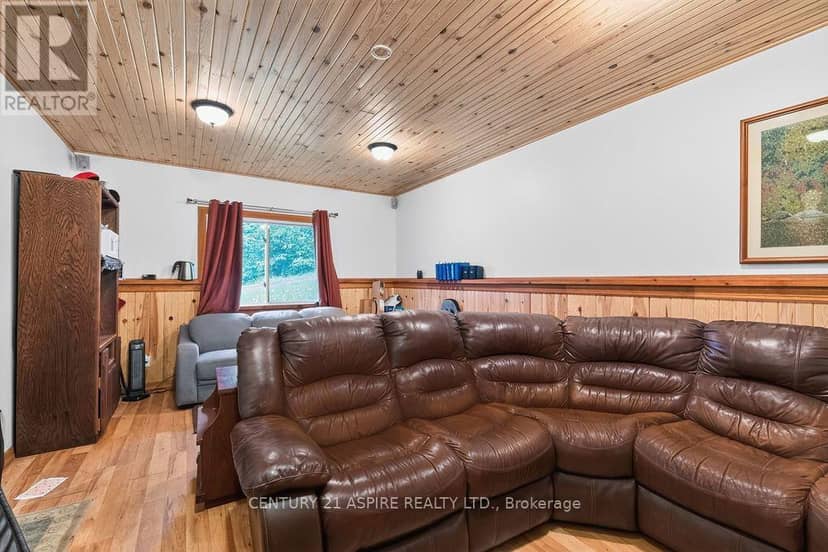 324 Rantz Road — photo 4 of 40