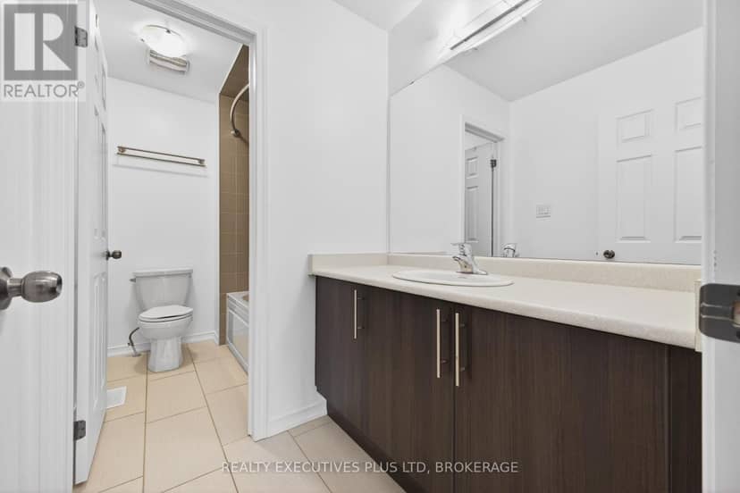 7829 Buckeye Crescent — photo 39 of 40
