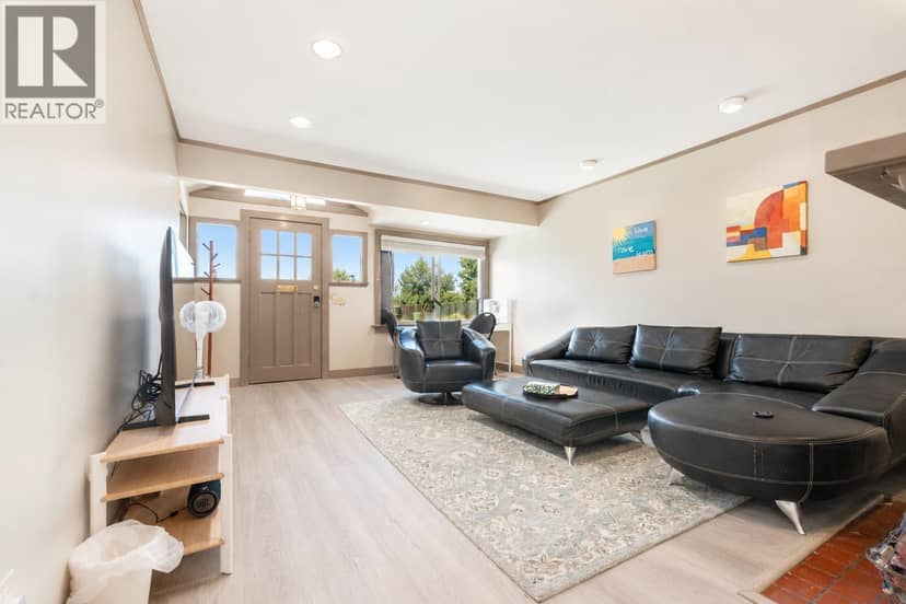 3870 W 17TH AVENUE, Vancouver, photo 4