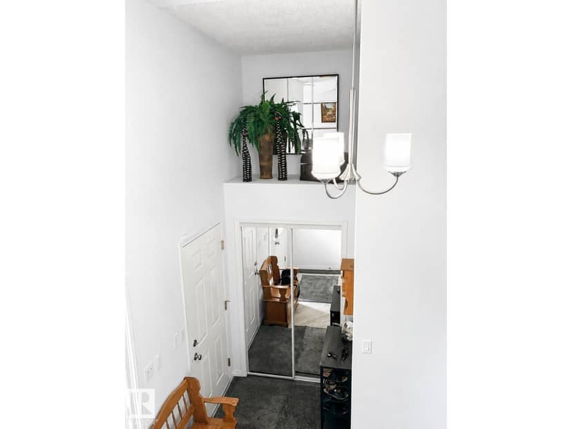 5006 53 AV — photo 10 of 40