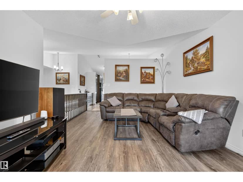 5006 53 AV — photo 33 of 40