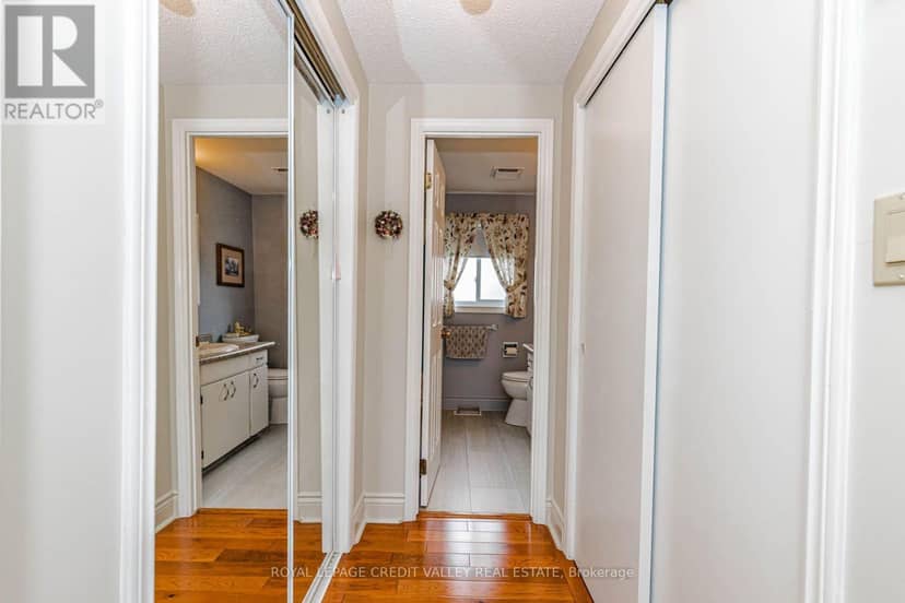 118 Tecumseth Pines Drive — photo 28 of 40