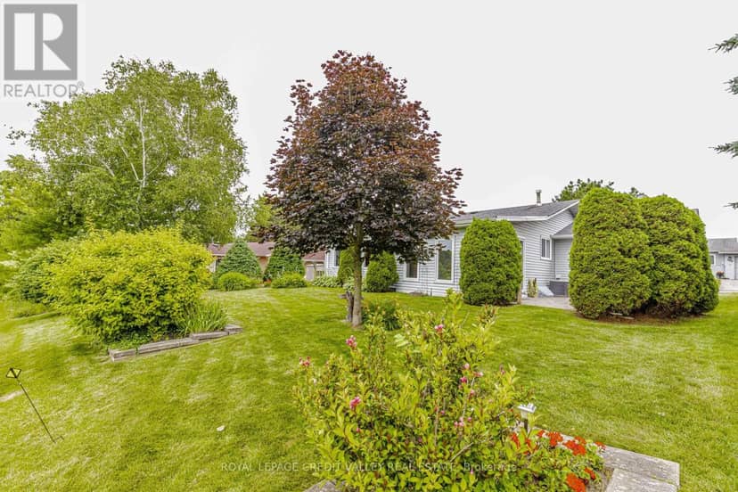 118 Tecumseth Pines Drive — photo 37 of 40
