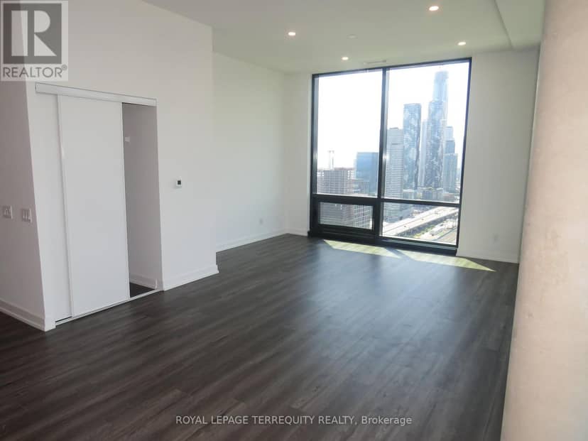 3304 - 35 Parliament Street — photo 13 of 32
