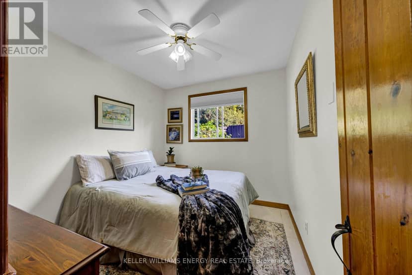 102 Bishop Lane — photo 19 of 35