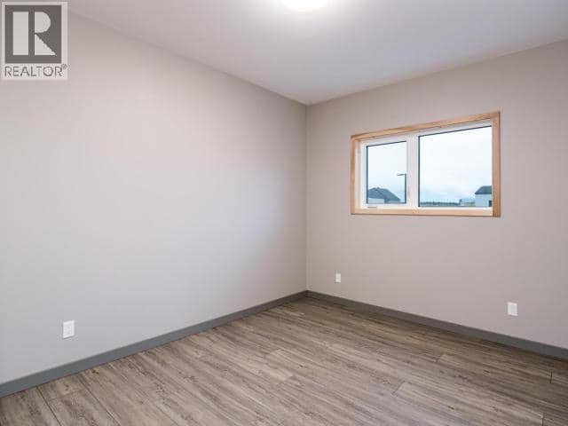 20-30 Goddard Way — photo 11 of 16
