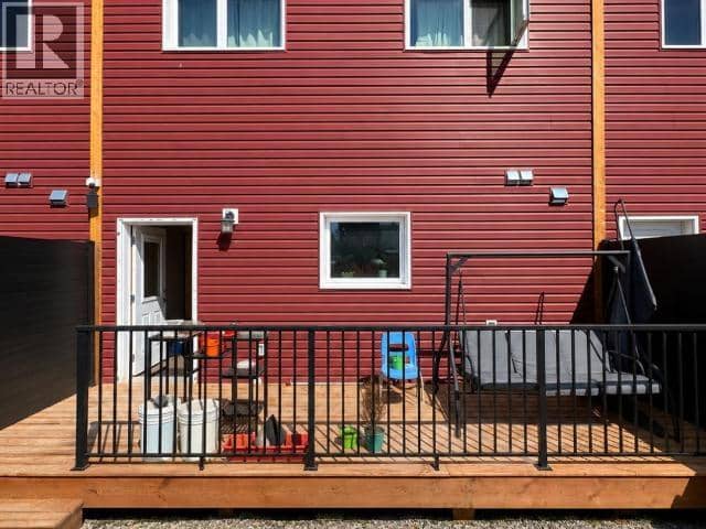20-30 Goddard Way — photo 13 of 16