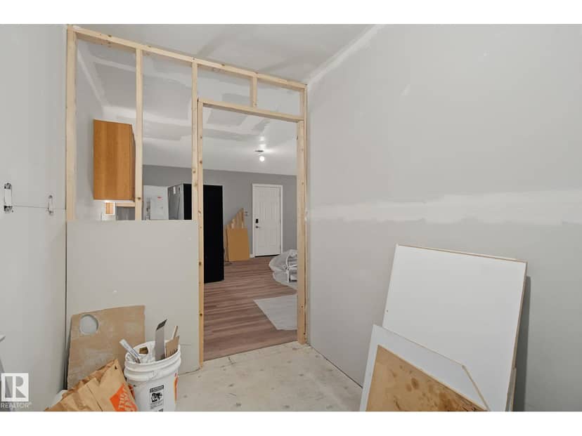 21 Spruce CR — photo 12 of 40