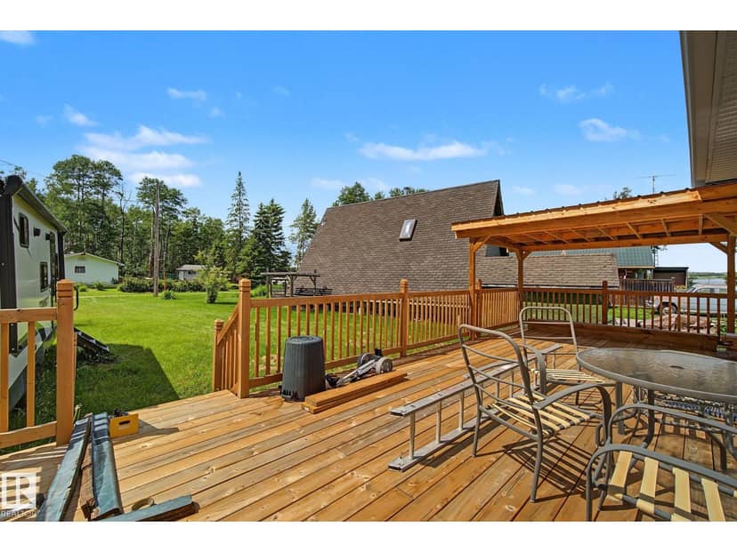 21 Spruce CR — photo 18 of 40
