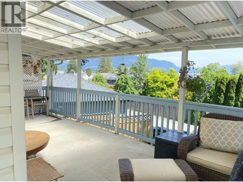 1955 PITT RIVER ROAD, Port Coquitlam, photo 6