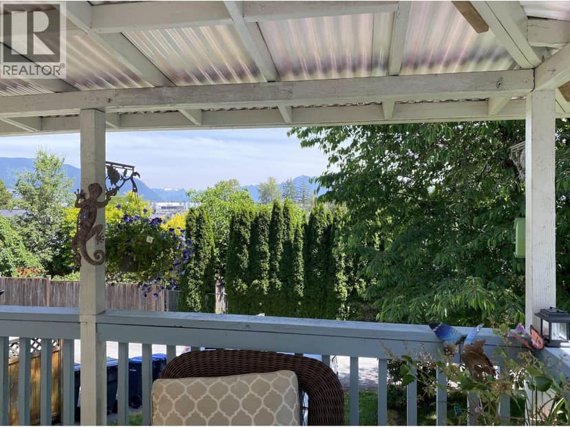 1955 PITT RIVER ROAD, Port Coquitlam, photo 5