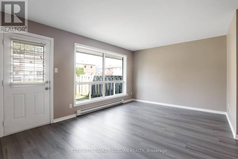 23 - 23 Sonnet Crescent S — photo 13 of 33