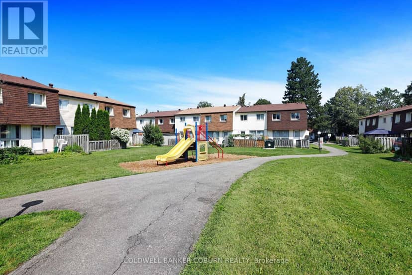 23 - 23 Sonnet Crescent S — photo 27 of 33
