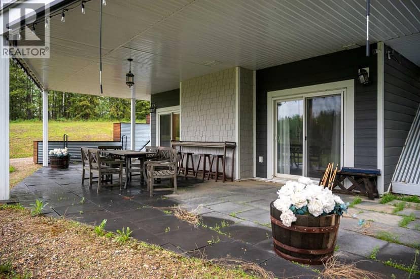 9, 190061 Twp Rd 654 — photo 36 of 40