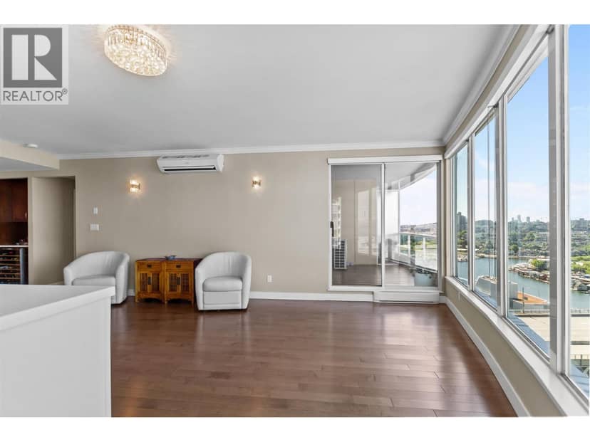 2302 1500 HOWE STREET, Vancouver, photo 4