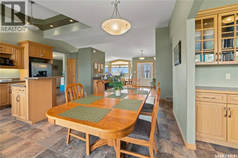 400 Lakeshore DRIVE — photo 25 of 40