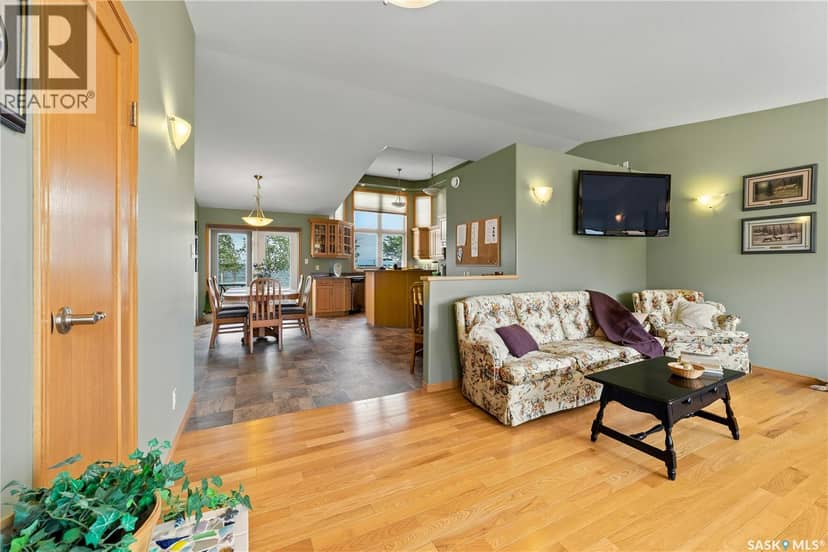 400 Lakeshore DRIVE — photo 32 of 40
