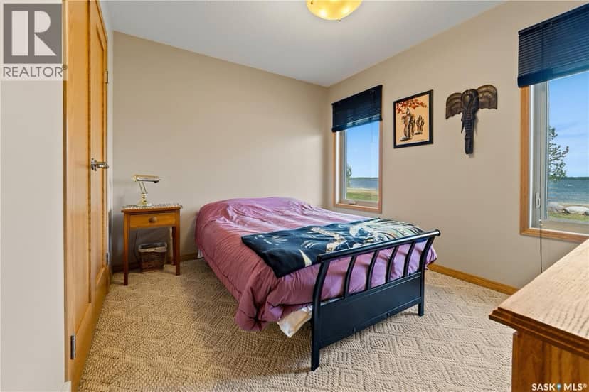 400 Lakeshore DRIVE — photo 38 of 40