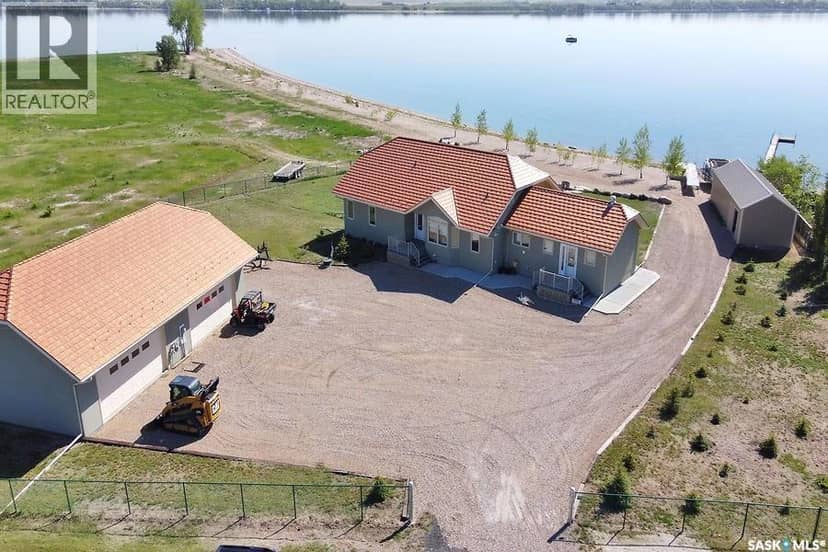 400 Lakeshore DRIVE — photo 3 of 40