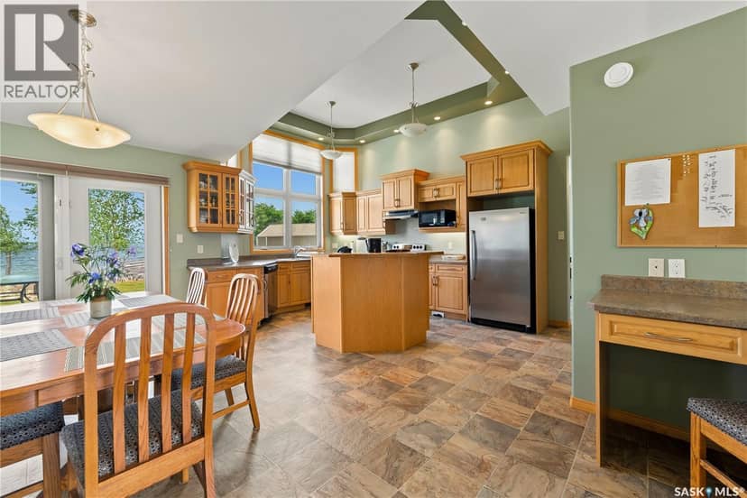 400 Lakeshore DRIVE — photo 21 of 40