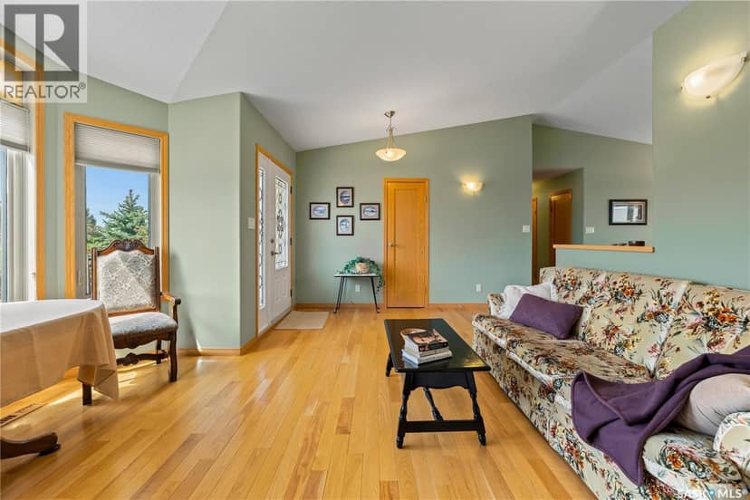 400 Lakeshore DRIVE — photo 33 of 40