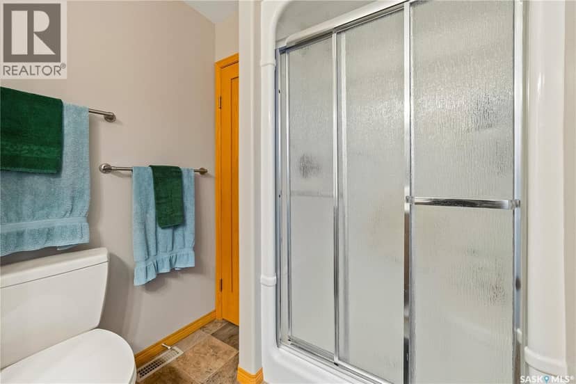 400 Lakeshore DRIVE — photo 37 of 40