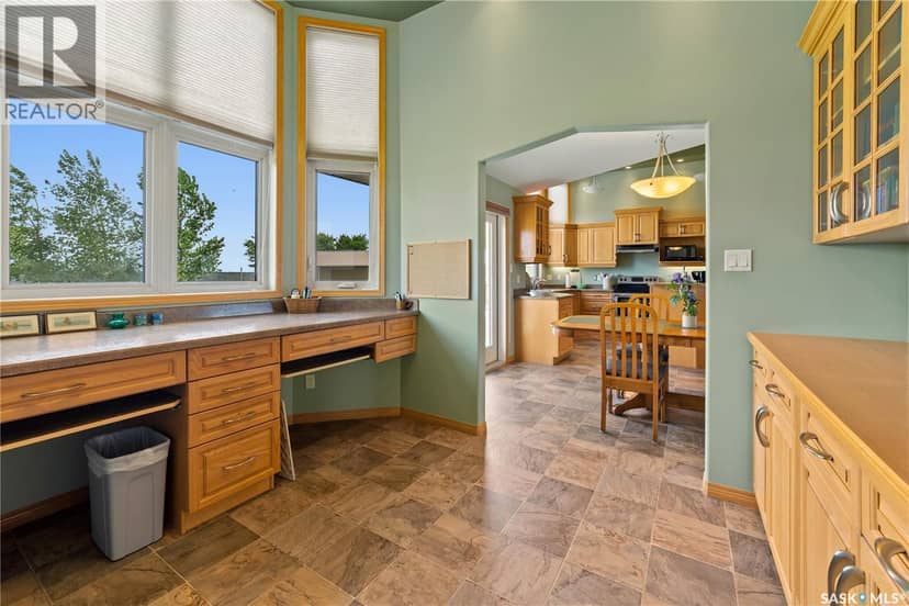 400 Lakeshore DRIVE — photo 30 of 40