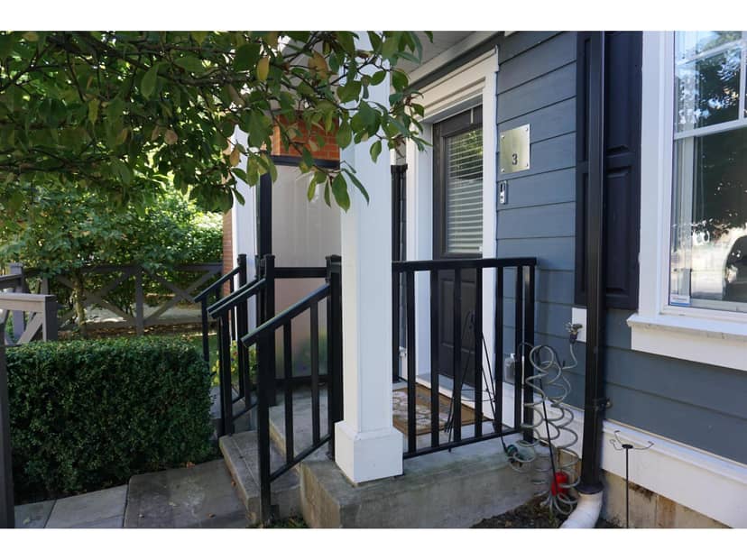 3 16458 23A AVENUE, Surrey, photo 2