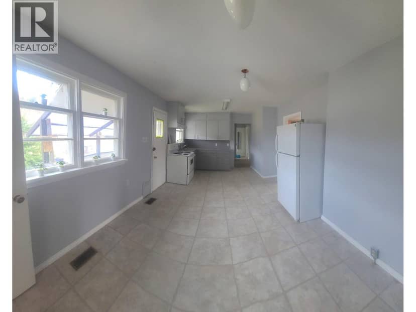 181 KEEFE ROAD, Hixon, photo 2