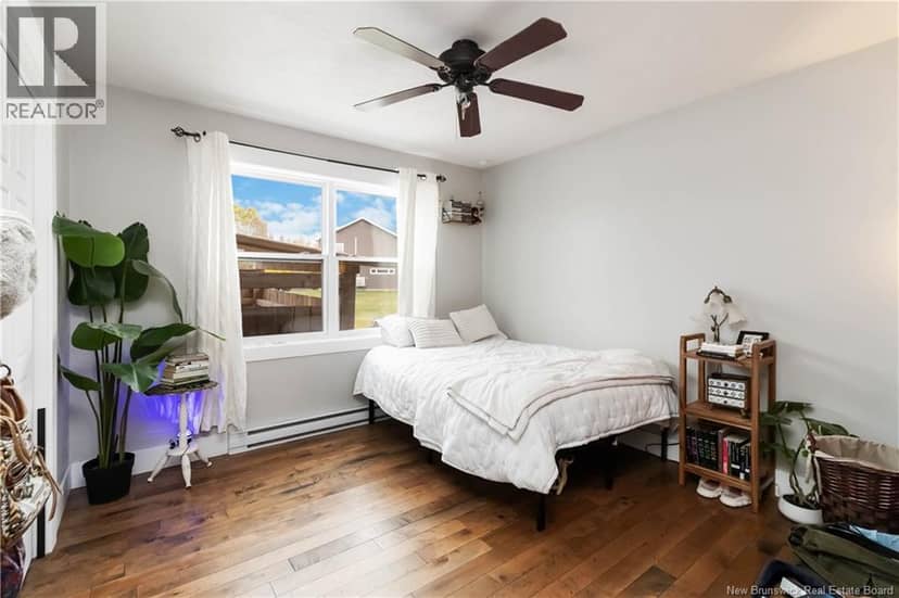 11 Tucker — photo 9 of 29