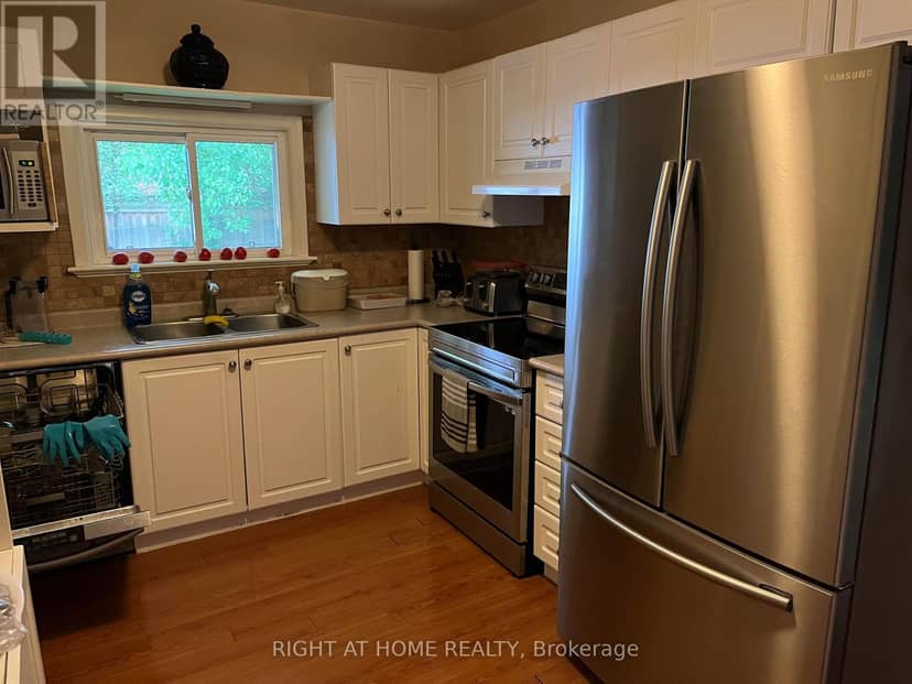 4 Wendy Way — photo 6 of 17