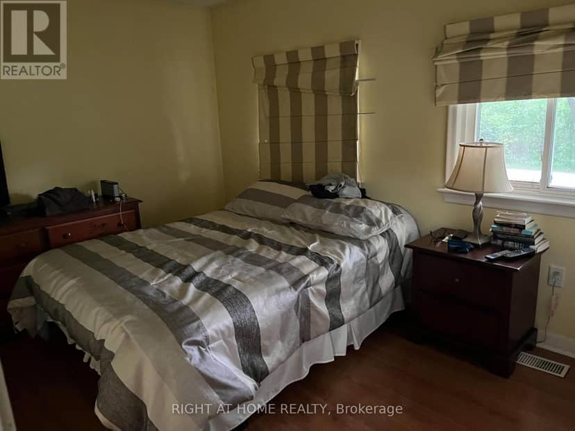 4 Wendy Way — photo 9 of 17